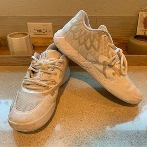 Lamelo ball basketball shoes